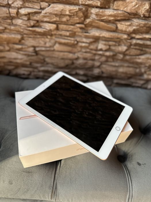 Apple iPad 10.2 32Gb Wi-Fi Gold (2019)