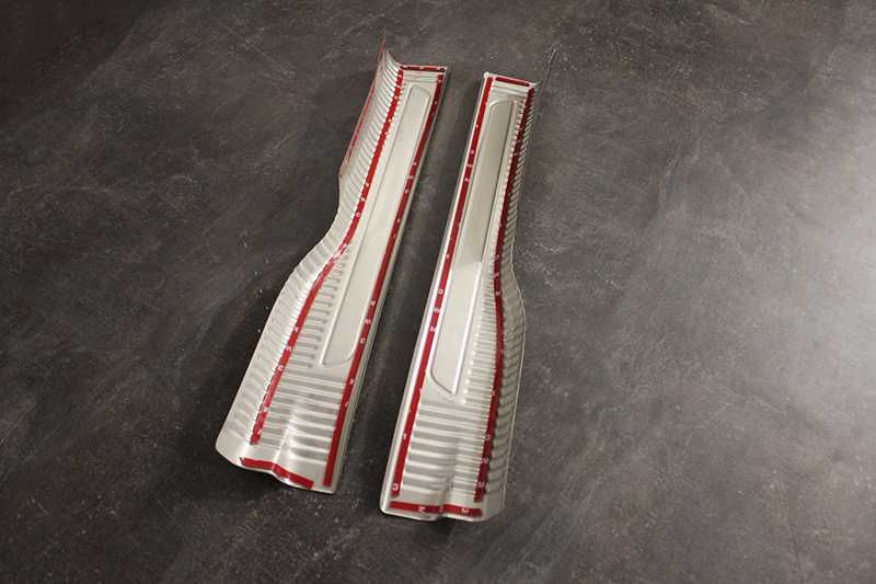 Mitsubishi Outlander 2013-2022 Накладки на внутрішні пороги (на пласт)