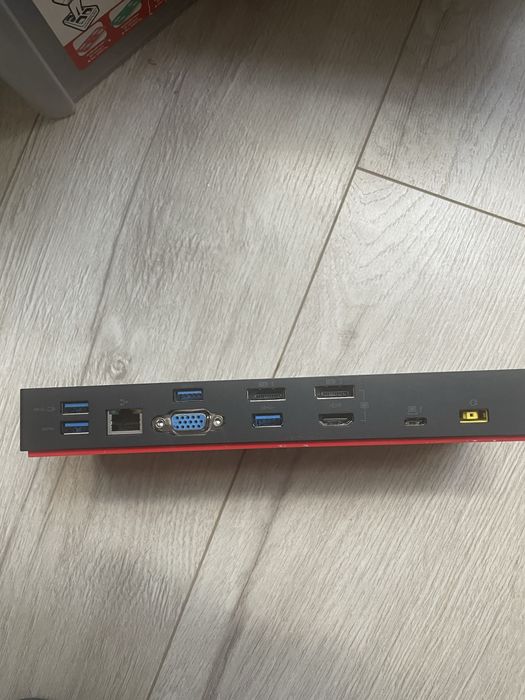 Док-станція Lenovo ThinkPad Thunderbolt 3 Dock