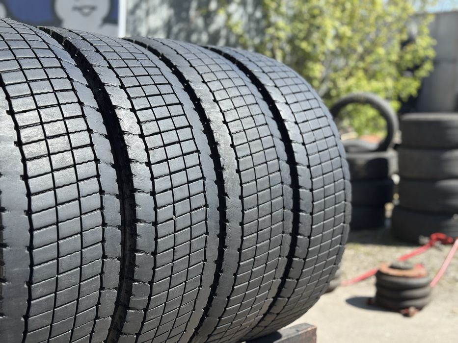 Шини Вантажні 4шт 215/75 R17.5 Continental Hybrid LD3