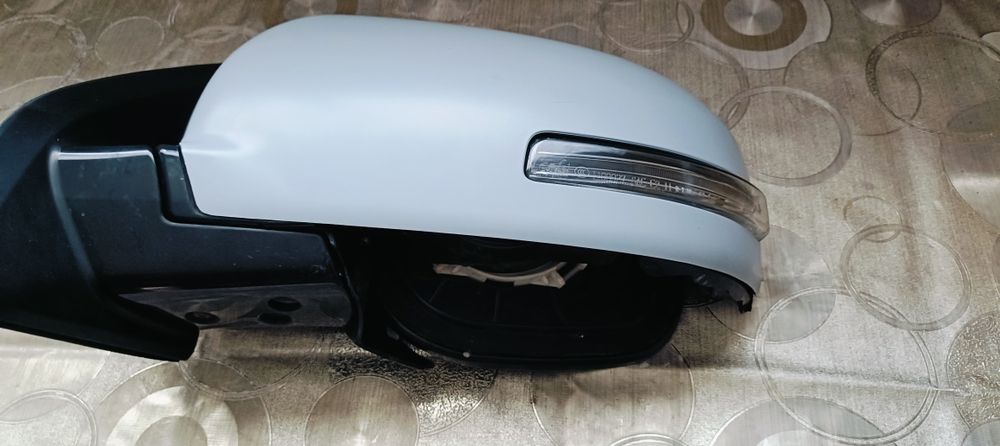 Lusterko zewnętrzne Lewe.