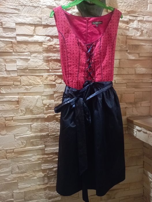 Strój sukienka bawarska