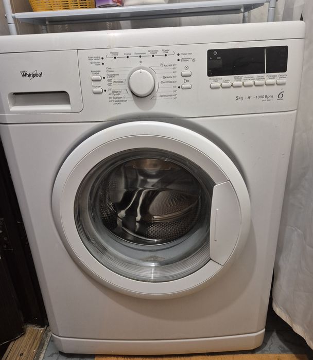 Пральна машинка Whirlpool на запчастини