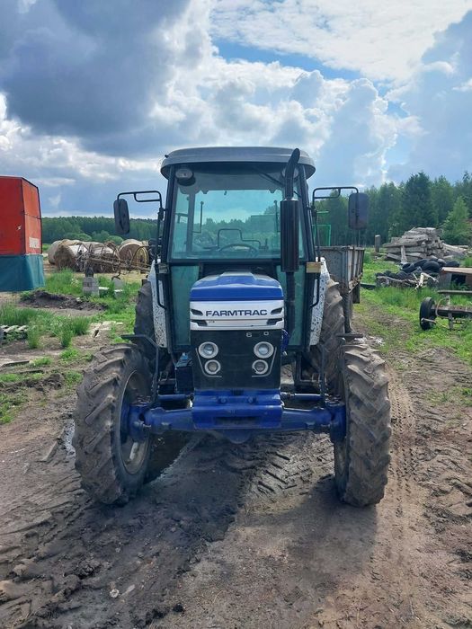 ciągnik rolniczy FARMATRAC