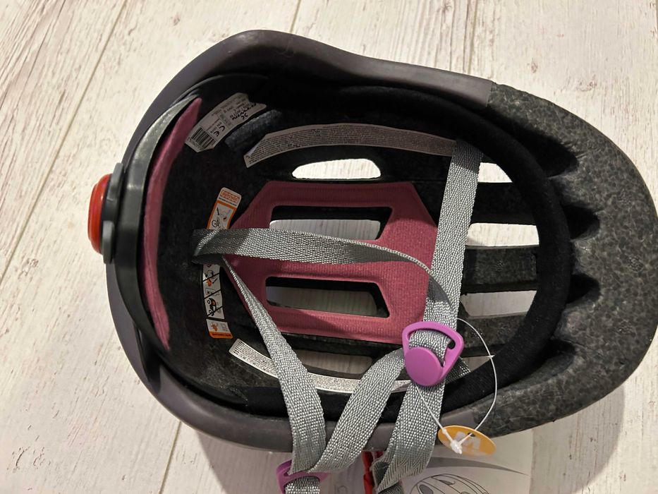 Kask rowerowy damski, B'Twin Btwin 7 WOMAN ST, nowy