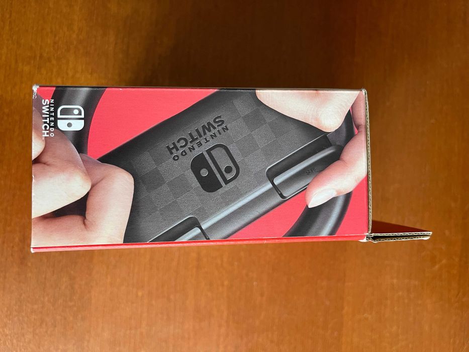 Caixa Original Vazia de Nintendo Switch Pack 2 Volantes para Joy-Con