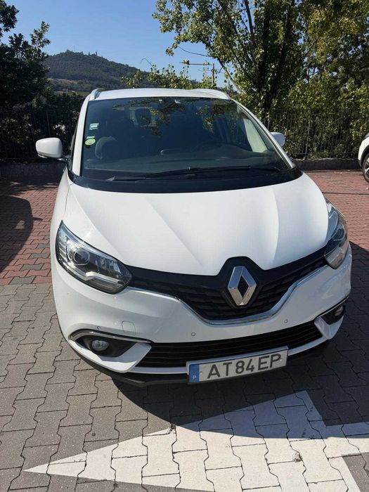 Vendo RENAULT SCÉNIC 7 lugares, excelente estado.