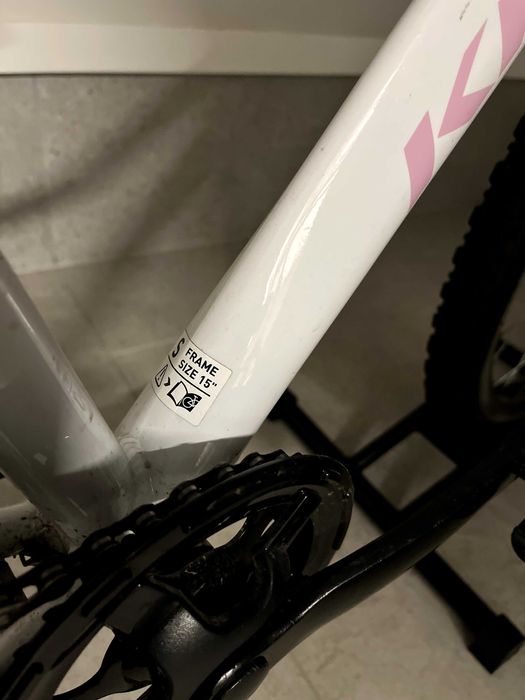 Rower KROSS LEA 1.0 różowy, rozm. S,  rama 15