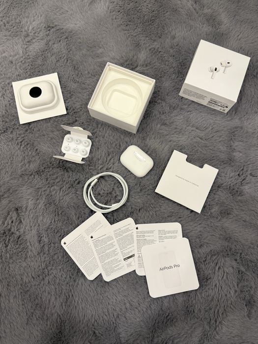 Apple AirPods Pro 2 generacji z etui MagSafe Dokanałowe Bluetooth
