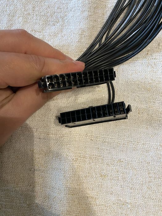 PSU Splitter 24 Pin (New)64297766483713121