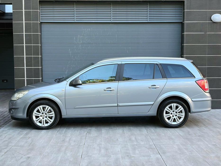 OPEL ASTRA CARAVAN 1.7CDTI ano 2007 Motor ISUZU Versão Cosmo — photo 3