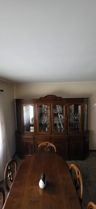 Móvel de sala , cristaleira