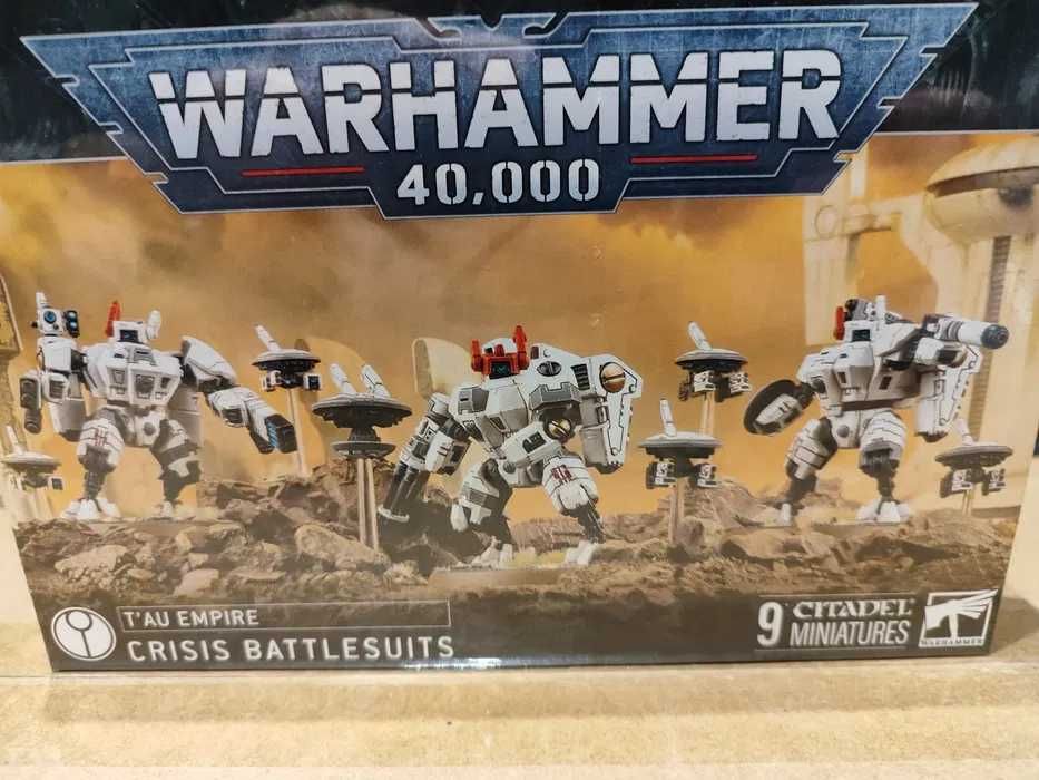 Warhammer 40000 Tau Empire Crisis Battlesuit