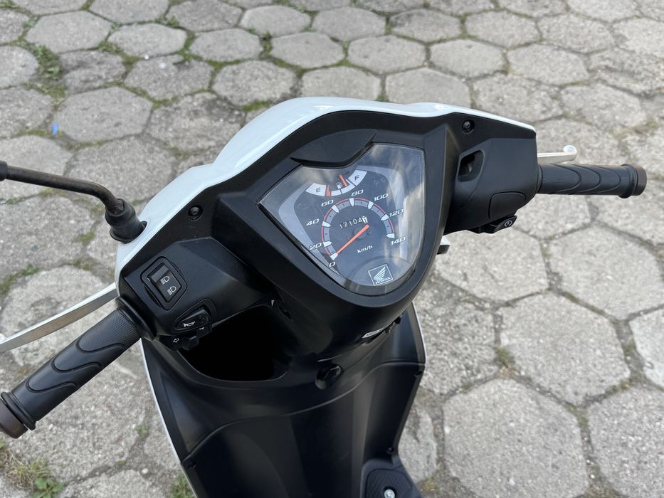 Honda Vision 110,2015,super stan