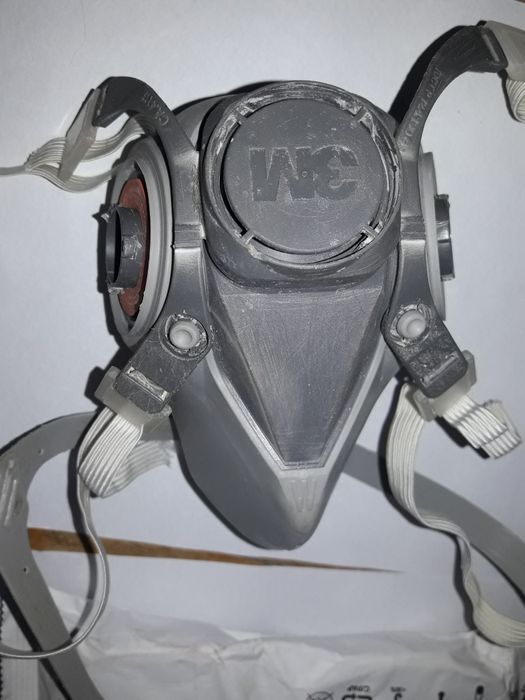 Захисна маска  3М 6200- 600грн