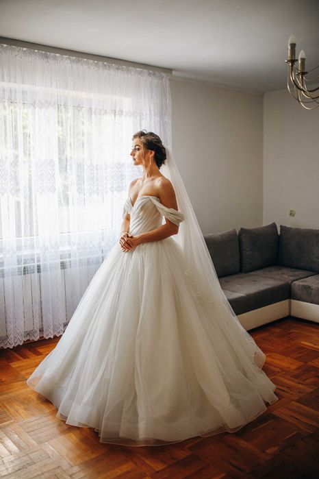 Suknia ślubna typu Princessa