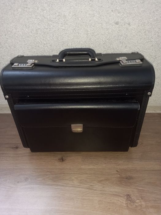 Чемодан/кейс Alassio