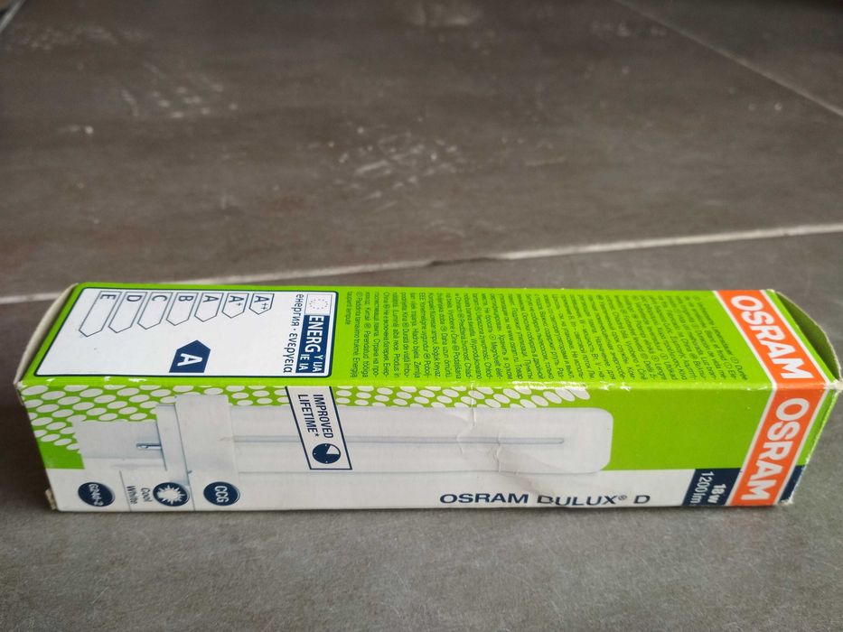 2 Lâmpadas economizadoras OSRAM Dulux D 18W e 26W