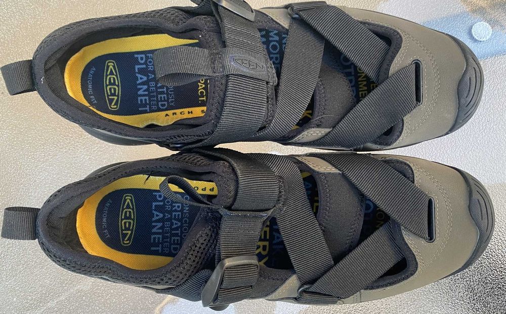 Sandały KEEN 42 (9)