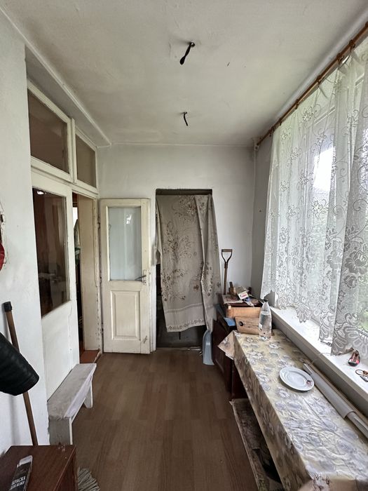 Продається цегляний будинок в гарній локаціі ,поблизу Трускавця.