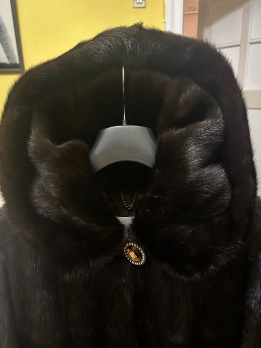 Хутро норка, Греція