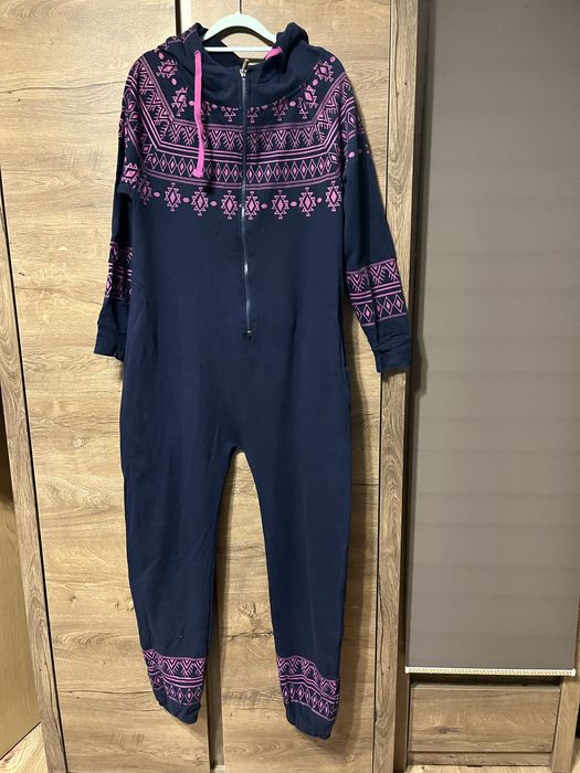 Kombinezon dresowy damski