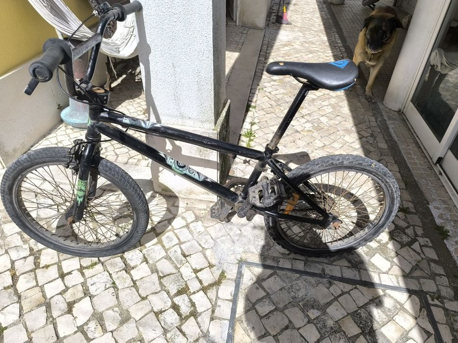 Bicicleta BMX roda 20.