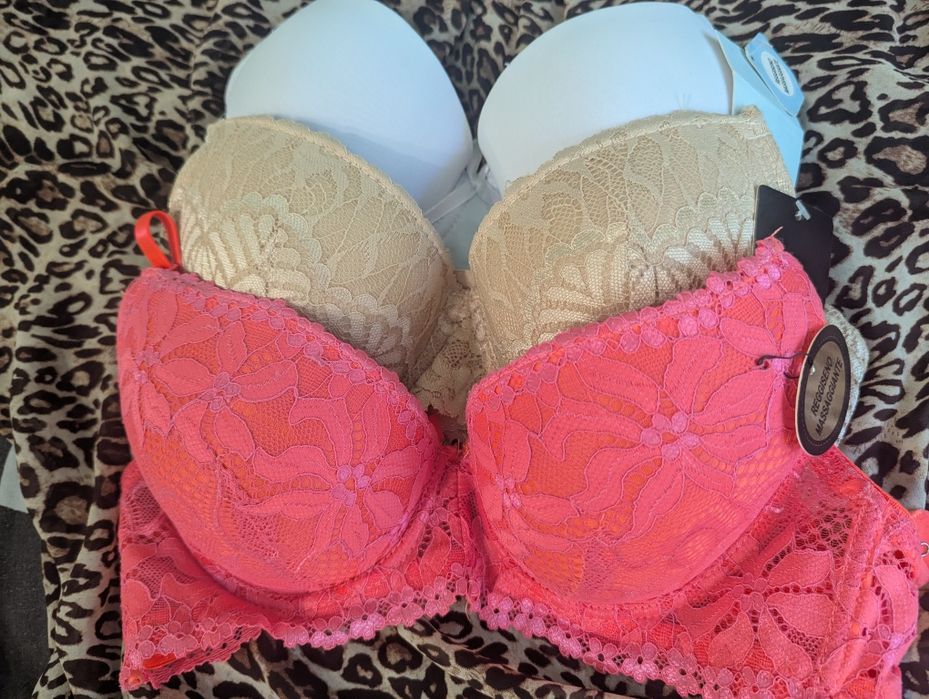 Жіноча білизна/ бюстгальтери/ ліфчик