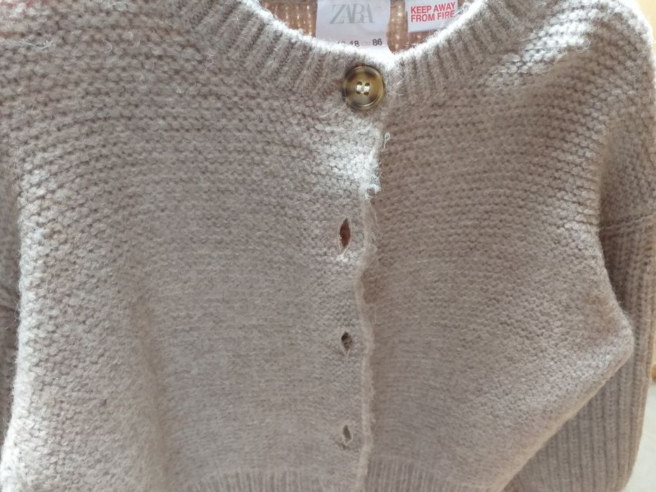 Casaquinhos malha bege e rosa 18 meses