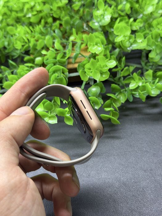 Apple Watch 5, 40mm, Rose Gold (Neverlock) Епл Вотч 5
