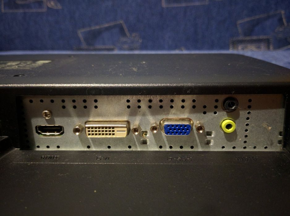 22" iiyama E2209HDS-B1