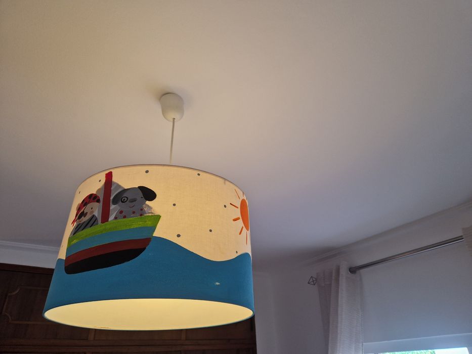 Abajur de teto tema piratas