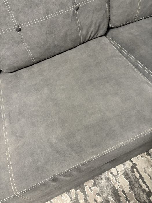 Диван угловий сірий