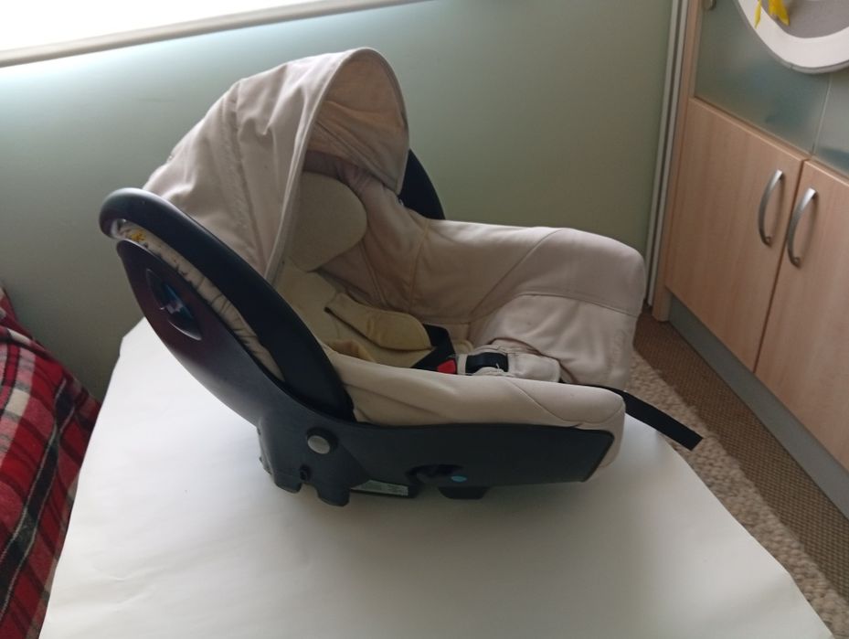 Ovo para bebe , usada.bom estado, marca bebe Confort