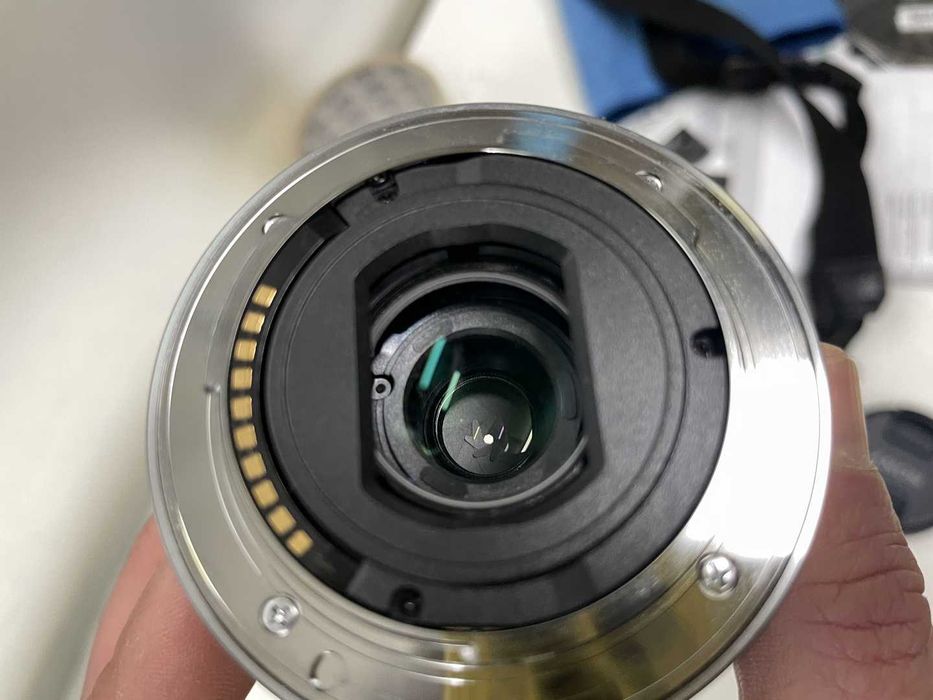 беззеркалка Sony Alpha NEX-5N лучше чем SONY A6400 A6500