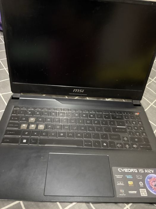 Игровой ноутбук MSI Cyborg 15 A12V