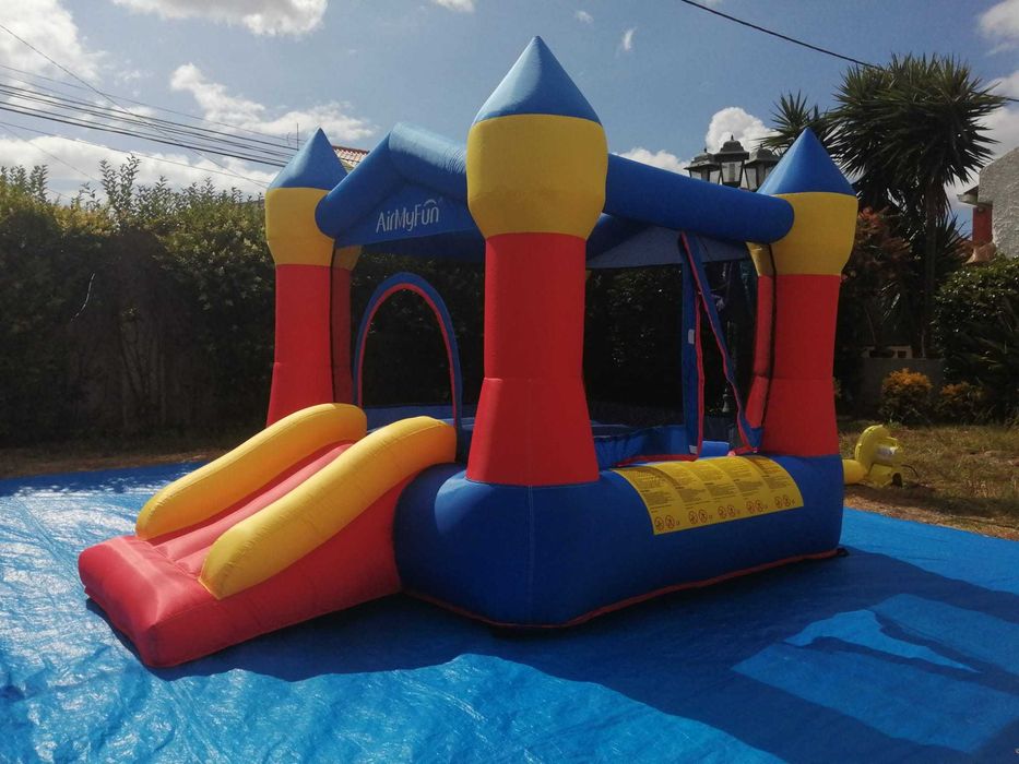 Aluguer Insufláveis Lisboa (Alvalade) e Margem Sul (Almada/Caparica)