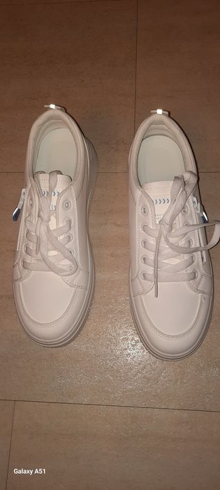 Buty sportowe biale