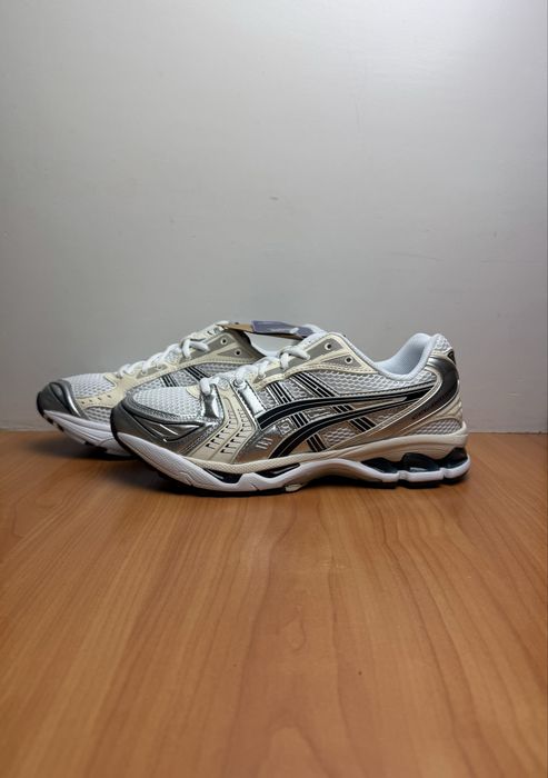 Кроссовки Asics Gel Kayano 14 размер 42 оригинал спортивные бег run