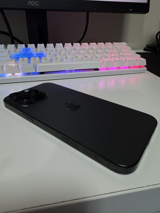 Iphone 16 Pro Max ( Como Novo)