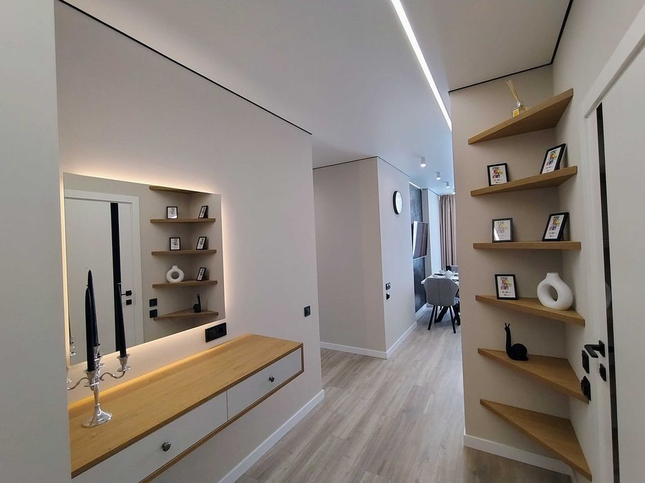 ЖК Варшавський 2, 3к квартира з ремонтом. Олександра Олеся 9-А