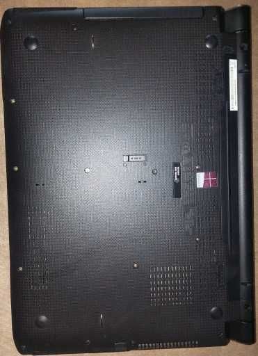 Medion Akoya MD98547 i3-4010U 8GB 120GB GT740M