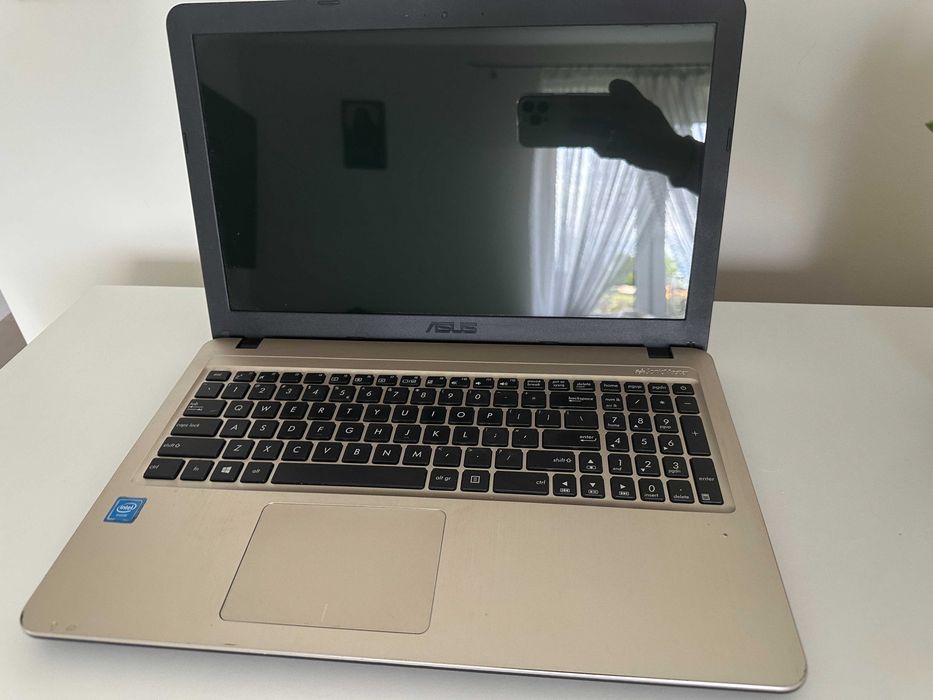 Laptop ASUS r540s komputer czarno-srebrny POLECAM !