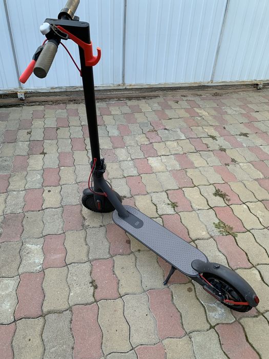 Продам електро самокат: Xiaomi m365