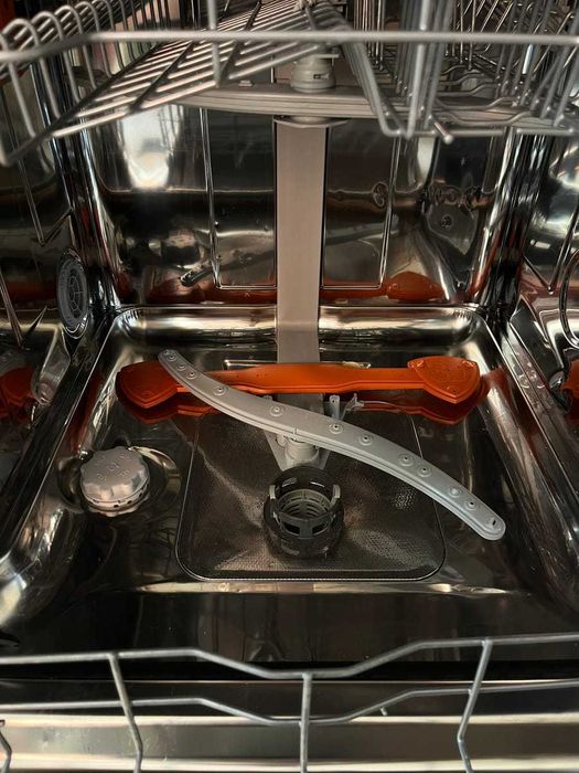 Máquina de lavar loiça Hotpoint Ariston HFC3C33WX