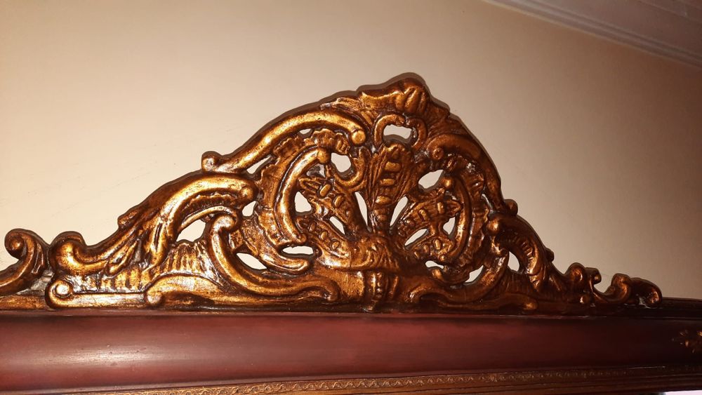 Espelho antigo  com molduras, altura 95cm  largura 1,34