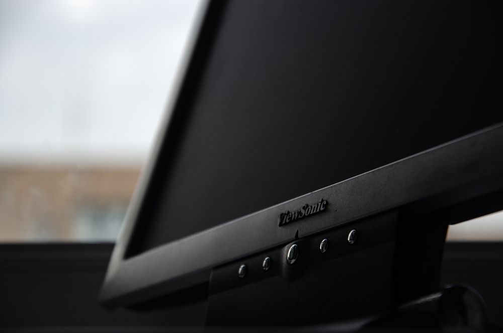 Монитор ViewSonic VA702