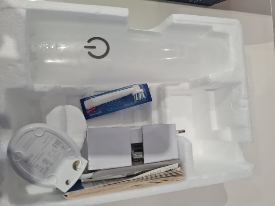 Escova dentes eléctrica Braun