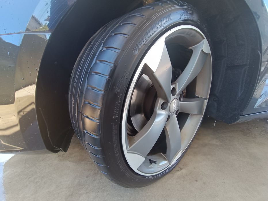 Audi A4 2.0 tdi S line limousine