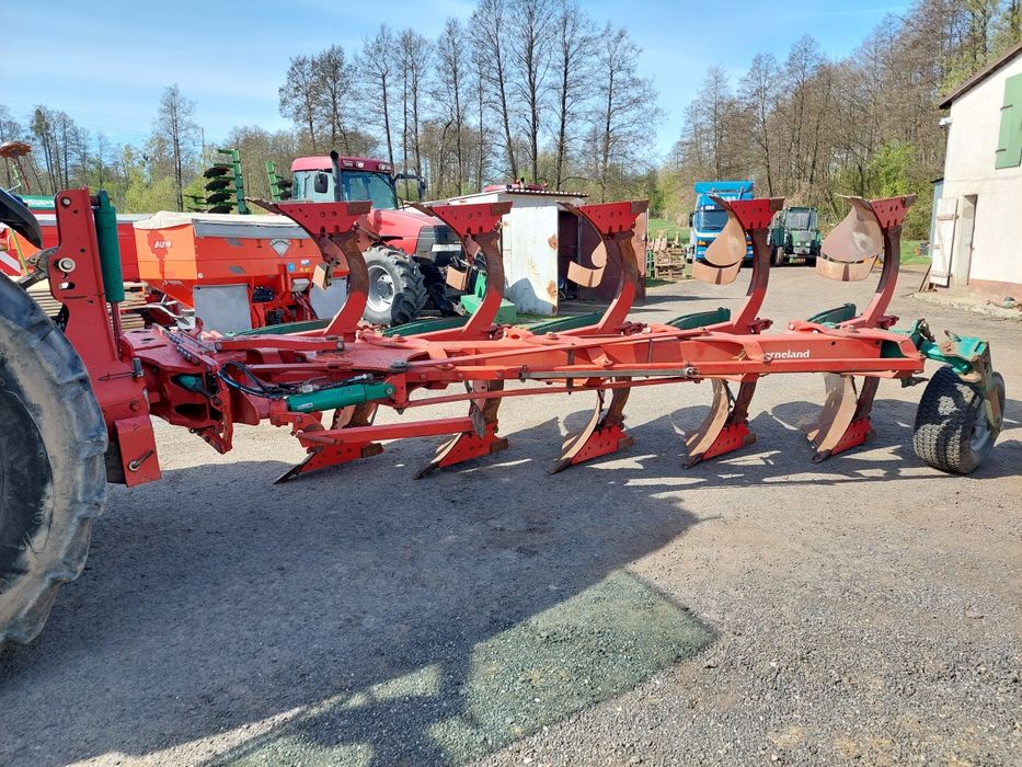 Pług kverneland eg 85 5 skibowy.